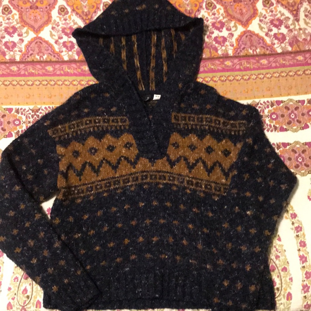 Urban outfitters wool sweater 💛